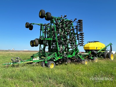 John Deere 1830 61 ft Air Drill