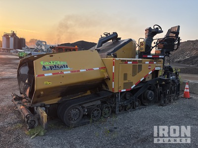 2017 Cat AP1055F Track Asphalt Paver