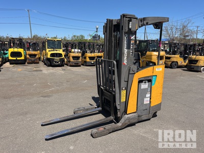 Jungheinrich ETR 230A-36V 3000 lb Carretilla Elevadora Eléctrica