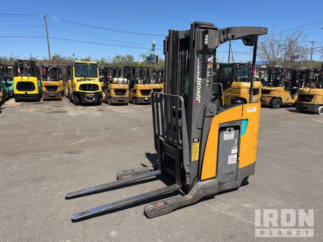 2018 Jungheinrich ETR 230A-36V 3000 lb Electric Forklift