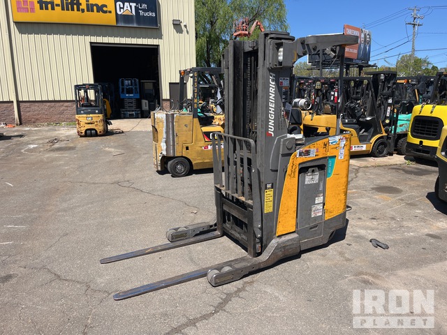 2018 Jungheinrich ETR 230A-36V 3000 lb Electric Forklift