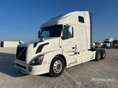 2014 Volvo VNL 6x4 Cabeza Tractora Cabina Dormitorio