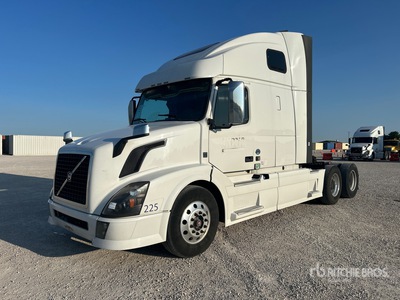 2014 Volvo VNL 6x4 T/A Sleeper Truck Tractor