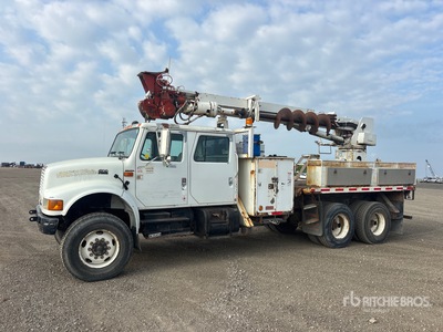 2000 Terex Telelect XL4047 on 2000 International 6x6 Crew Cab Digger Derrick Truck