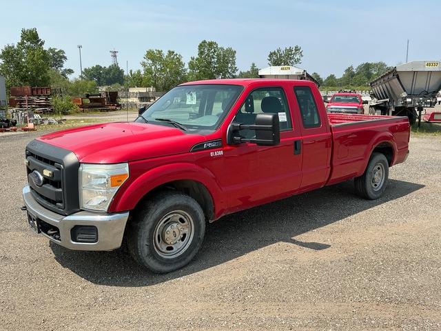 2015 Ford F-250 Super Duty 4x2 Extended Cab Pickup