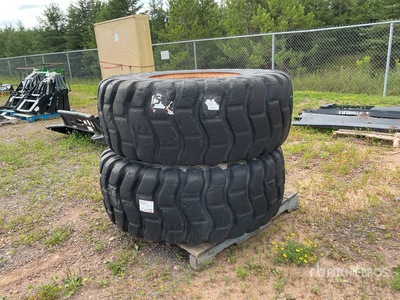 Quantity of (2) 20.5-R-25 Neumáticos - Fits Wheel Loader