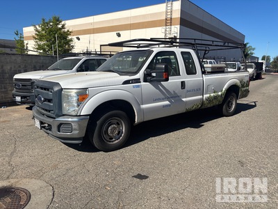 2016 Ford F-250 XL 4x2 Extended Cab Pick-up