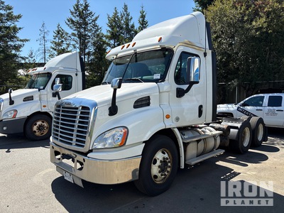 2017 Freightliner Cascadia 6x4 Sleeper Prime Mover