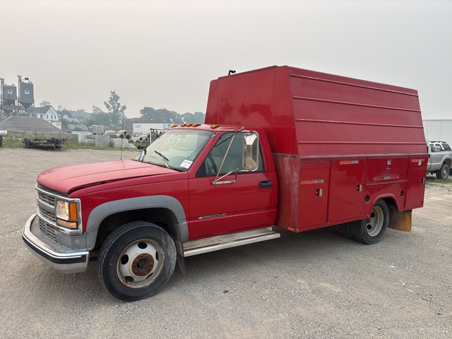 1999 Chevrolet 3500 4x2 Utility Truck