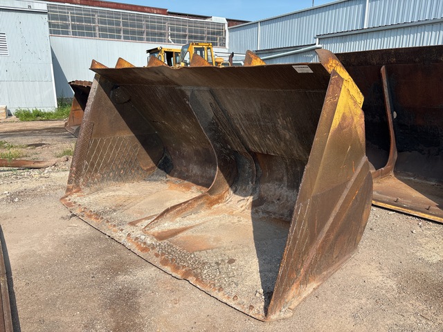137 in General Purpose Wheel Loader Bucket