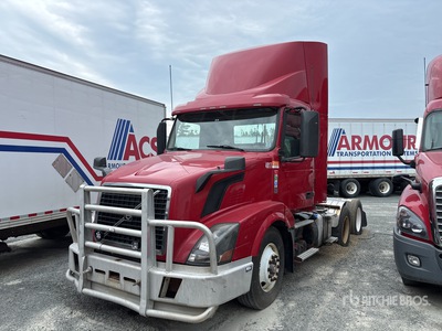 2014 Volvo VNL 6x4 T/A Day Cab Truck Tractor