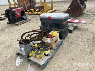 Quantity of (3) Pallets of Wide Load Sign / Job Box / منجل