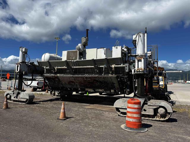 2010 Guntert & Zimmerman S850 Concrete Paver