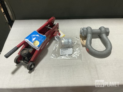 (1) Hand Jack, (8) Fluid Filter Elements, (2) Shackles & (1) Nozzle