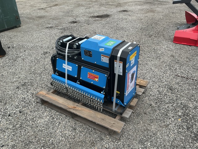 Raytree REDM32 32" Excavtor Mulcher Attachment - Unused Raytree REDM32 32" Excavtor Mulcher Attachment - Unused