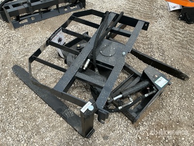 2026 ARTEER RPT-42L 60 in Rotating Hydraulic スキッドステア用フォーク (Unused)