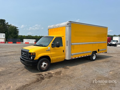 2016 Ford E-350 4x2 Furgoneta caja cerrada