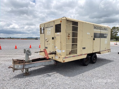 1999 Ingersoll Rand HP1300WCU 300 cfm Mobile Compresor de Aire / コンプレッサー