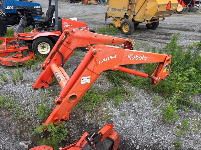 Kubota LA1154A Front Loader Attachment