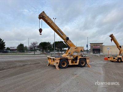 2015 Broderson IC2003H 30000 lb 4x4x4 Carry Deck Crane