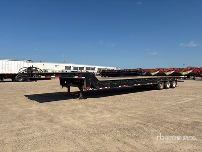 2004 Trail-Eze 48 ft Tri/A Gooseneck Remolque Portamaquinaria