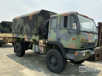 2003 Stewart & Stevenson M1078A1 LMTV 4x4 Cargo Truck