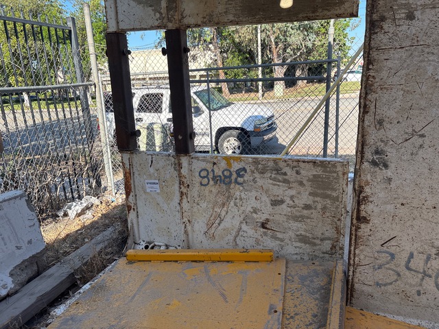 6 ft x 12 ft (3 in Wall) Manhole Box