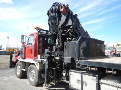 Hiab 90 ton Knuckle Boom on 2002 Western Star 4900 8x4 Boom Truck