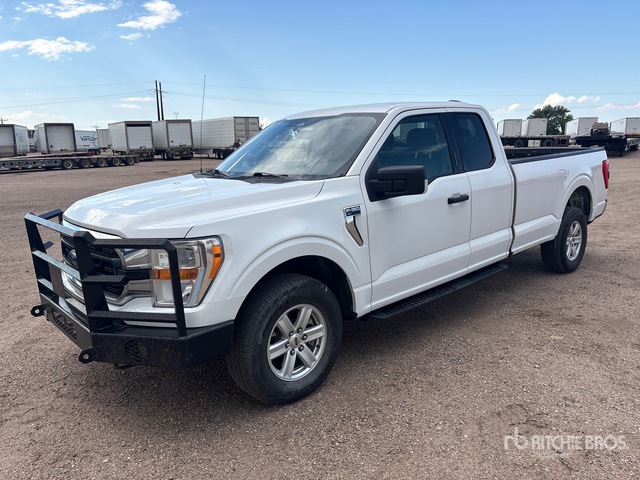 2021 Ford F-150 XLT 4x4 Extended Cab Pickup