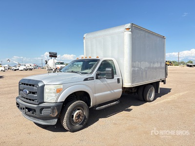 2013 Ford F-350 XL 4x4 Van Truck