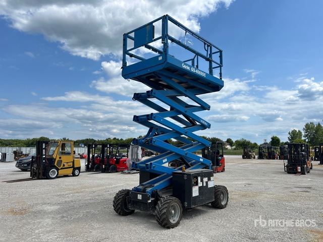 2014 Genie GS-4069DC Electric Scissor Lift