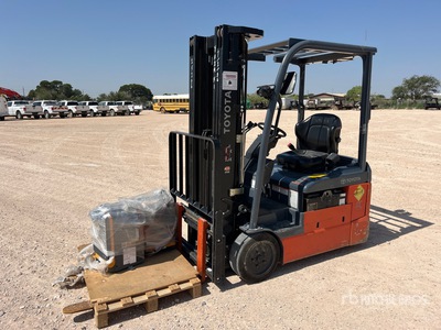 2022 Toyota 8FBE15U 2600 lb Chariot Élévateur Électrique