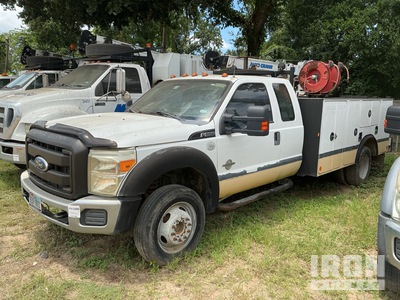 2012 Ford F-550 XL 4x2 Extended Cab Service Truck