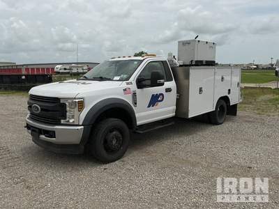 2018 Ford F-550 XL 4x4 Service Truck