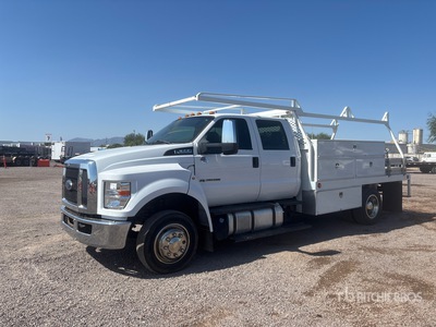 2019 Ford F-650 4x2 Flatbed Truck