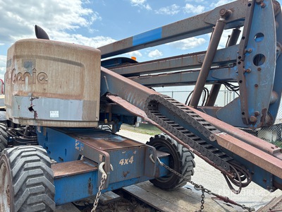 2015 Genie Z-45/25 Articulating Boom Lift