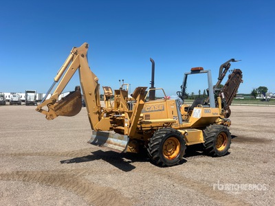 1998 Case 860 4x4x4 溝掘り機