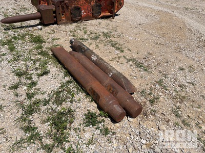 Quantity of (3) Hydraulic Breaker Moil Points