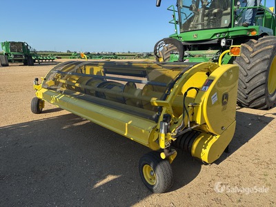 2016 John Deere 659 13 ft Combine Header
