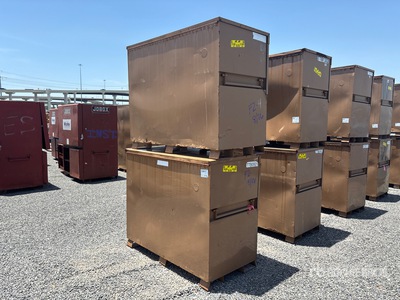 Quantity of (2) Knaack 89 Baustellenbox