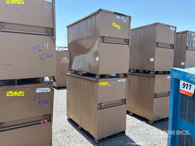 Quantity of (2) Knaack 89 Baustellenbox