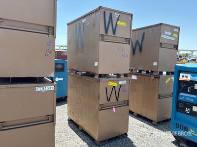Quantity of (2) Knaack 89 Baustellenbox