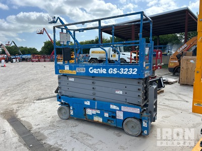 2018 Genie GS-3232 Electric Scissor Lift
