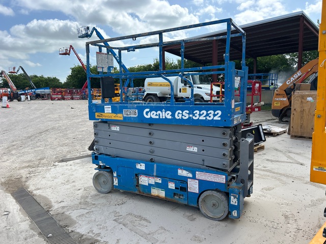 2018 Genie GS-3232 Electric Scissor Lift