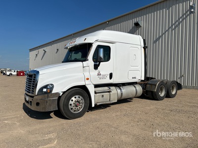 2016 Freightliner Cascadia 125 6x4 T/A Sleeper Truck Tractor