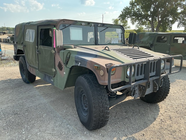 2003 AM General M1097A2 HMMWV 4 Door Soft Top w/Truck Body