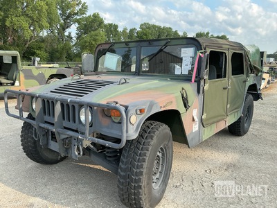 2003 AM General M1097A2 HMMWV 4 Door Soft Top w/Truck Body