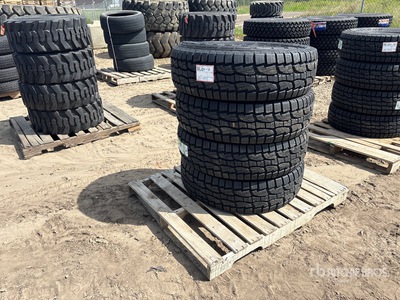 Quantity of (4) Linglong LT275/65R20 Opony (Unused)