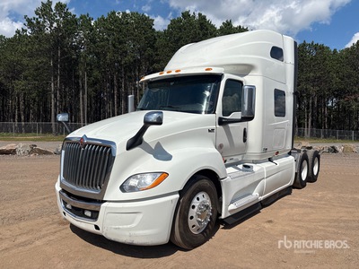 2022 International LT625 6x4 T/A Sleeper Truck Tractor