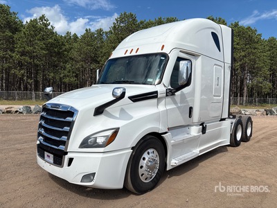 2023 Freightliner Cascadia 126 6x4 تراكتور شاحنة كابينة النوم (ثنائية المحور)